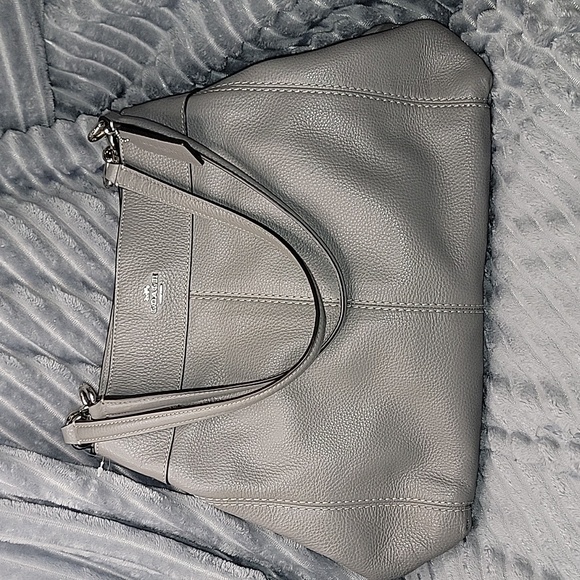 COACH F28997 Lexy Shoulder Bag - Picture 1 of 13